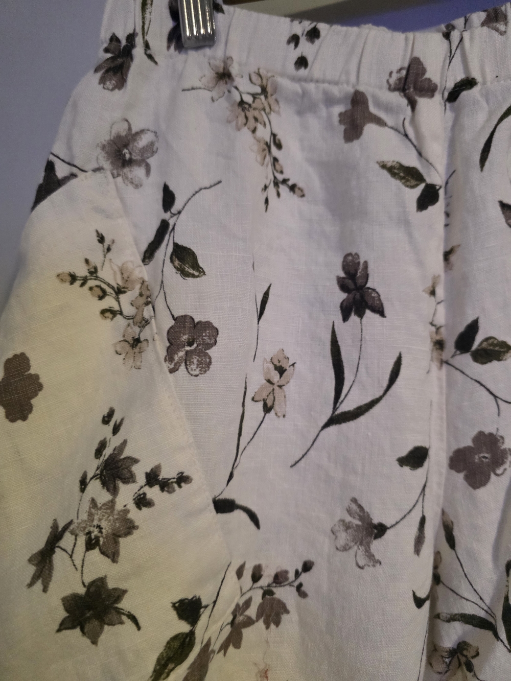 Soft Surroundings Floral Linen Blend Cropped Pants Women’s Medium White Botanica - Picture 4 of 10
